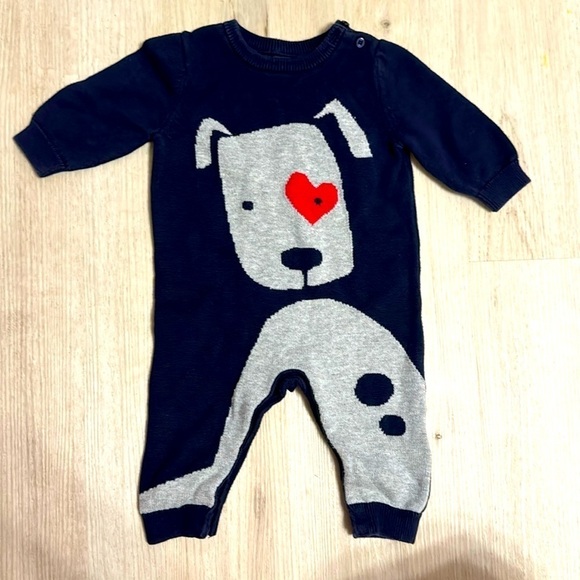GAP Other - Gap sweater romper size 3-6m